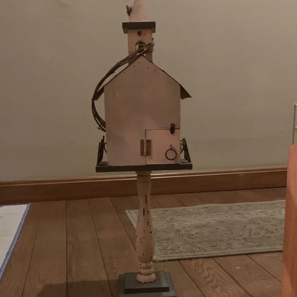 Rustic Wooden Birdhouse with Heart Accents - Picture 3 of 7